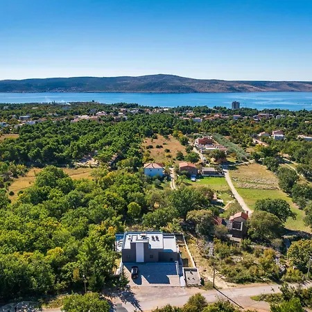 My Dalmatia - Senti With Shared Pool * Starigrad Paklenica