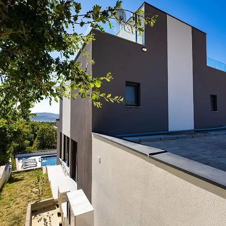 My Dalmatia - Senti With Shared Pool スタリグラード
