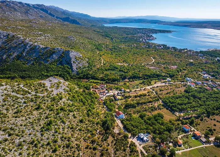 Lejlighed My Dalmatia - Senti With Shared Pool Starigrad Paklenica
