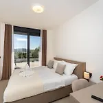 My Dalmatia - Senti With Shared Pool ستاريغغاد باكلينتسا