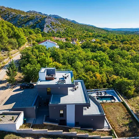 My Dalmatia - Senti With Shared Pool