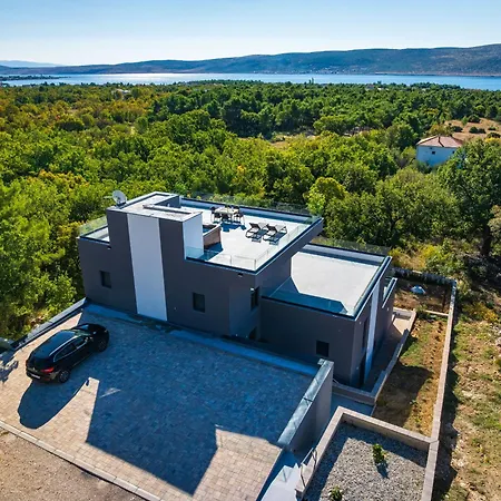 My Dalmatia - Senti With Shared Pool Apartment