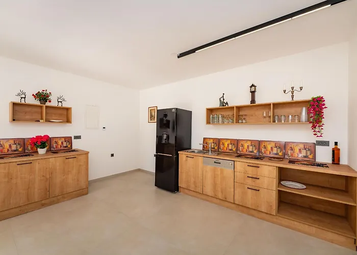 Apartment My Dalmatia - Senti With Shared Pool