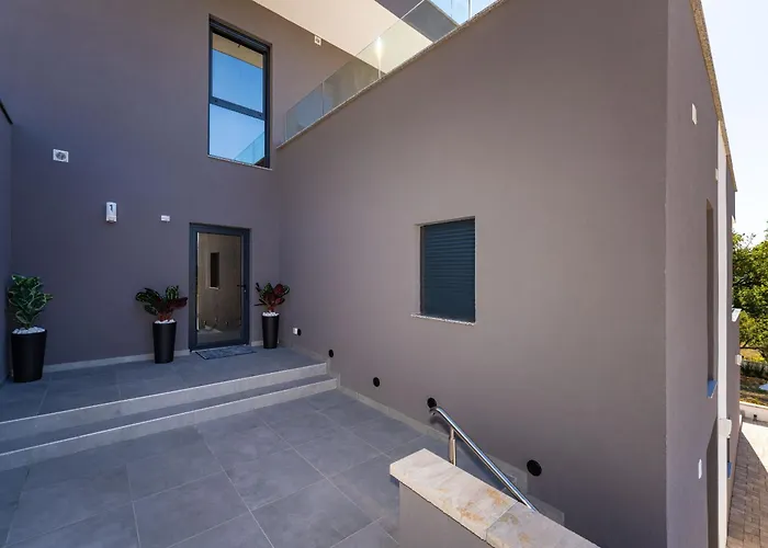 Apartment My Dalmatia - Senti With Shared Pool