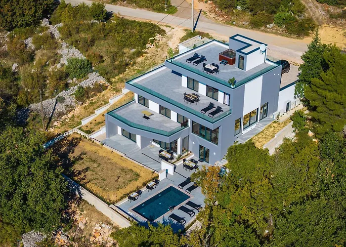 My Dalmatia - Senti With Shared Pool